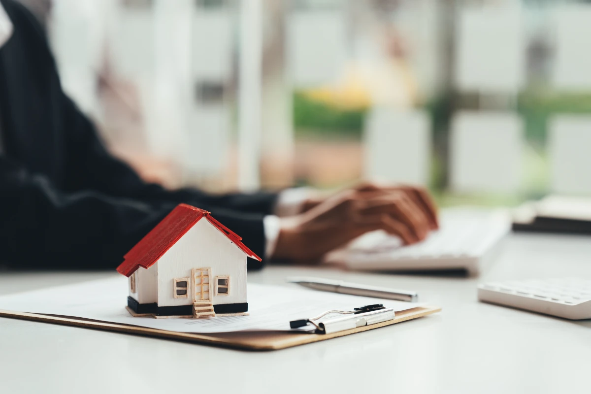 Les vices cachés immobiliers : Protégez vos droits lors de l'achat d'un bien